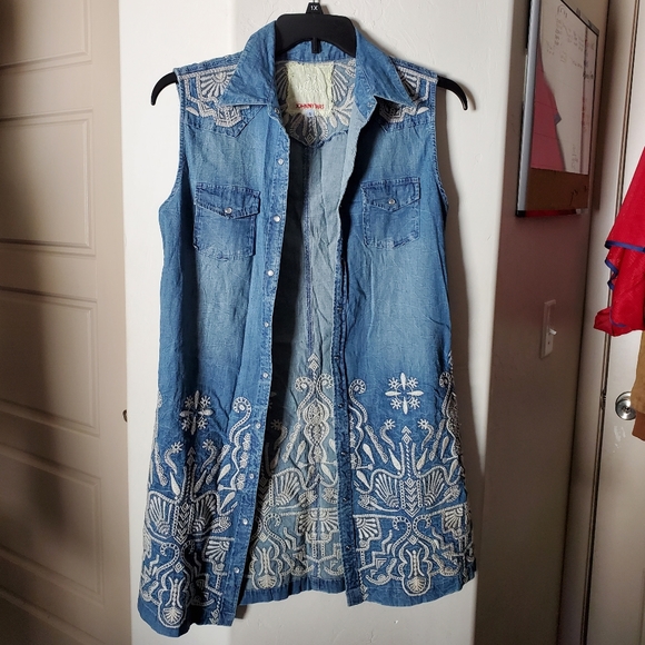 Johnny Was Denim Embroidered Mini Snap Front Sleeveless Dress - Picture 3 of 15